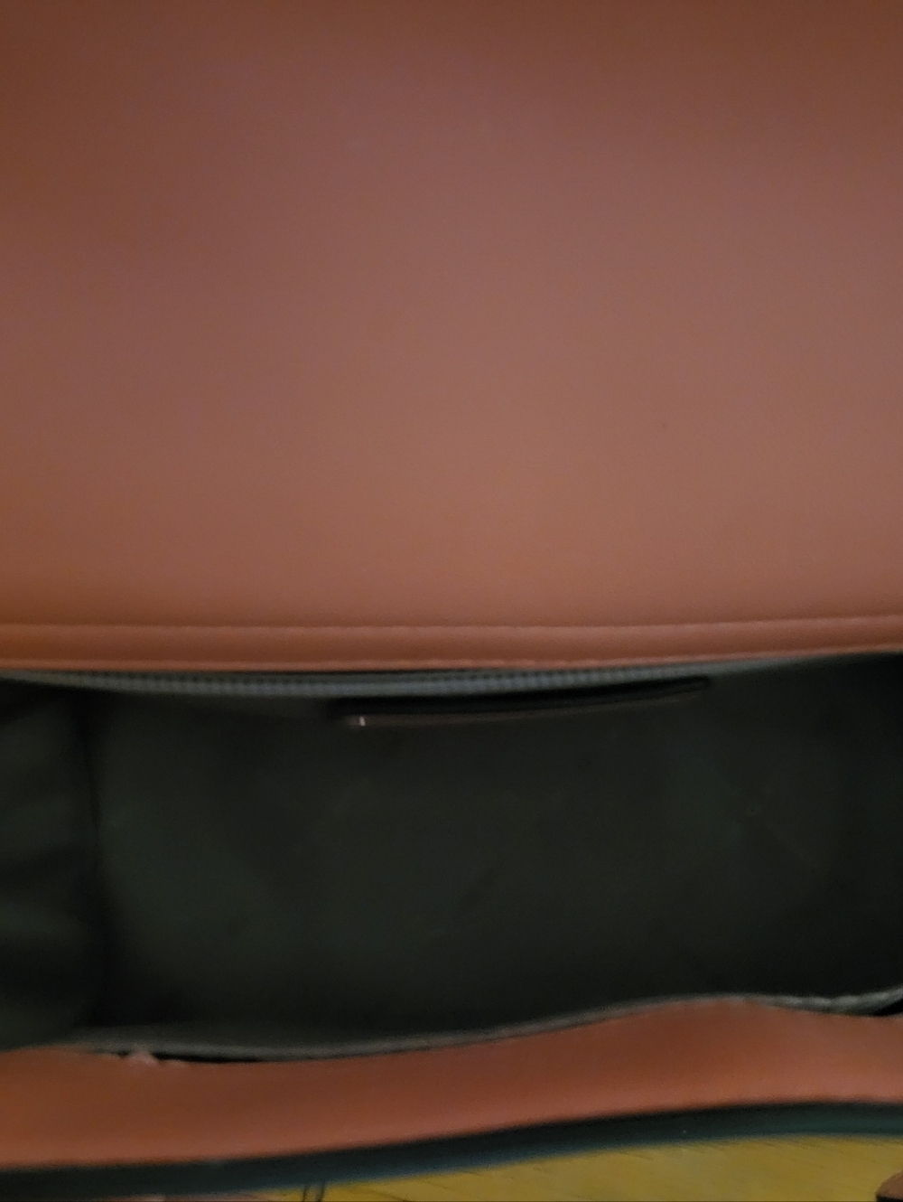 Michael Kors Colorblock Crossbody/satchel. - Picture 3 of 5